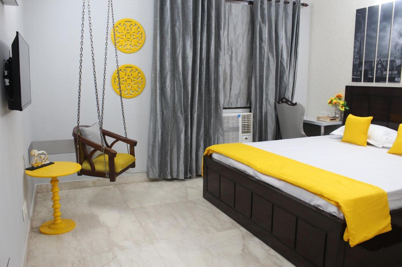 Spacious 1bhk Prime Location W/ 2 Baths Apartment