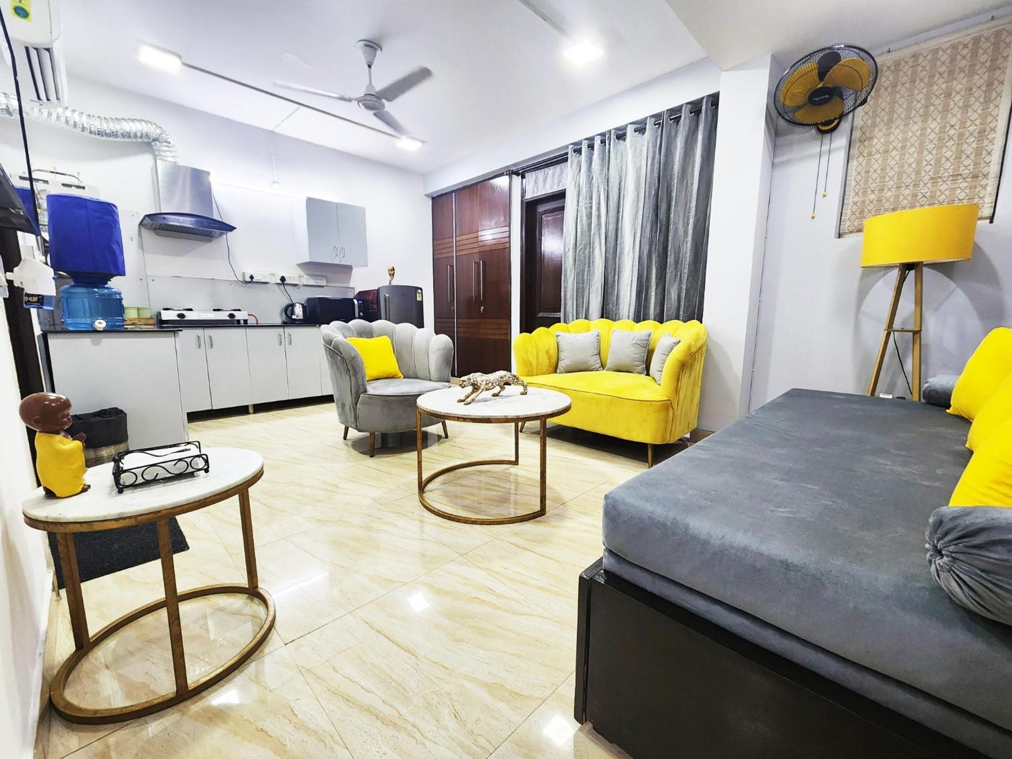 Spacious 1bhk Prime Location W/ 2 Baths *